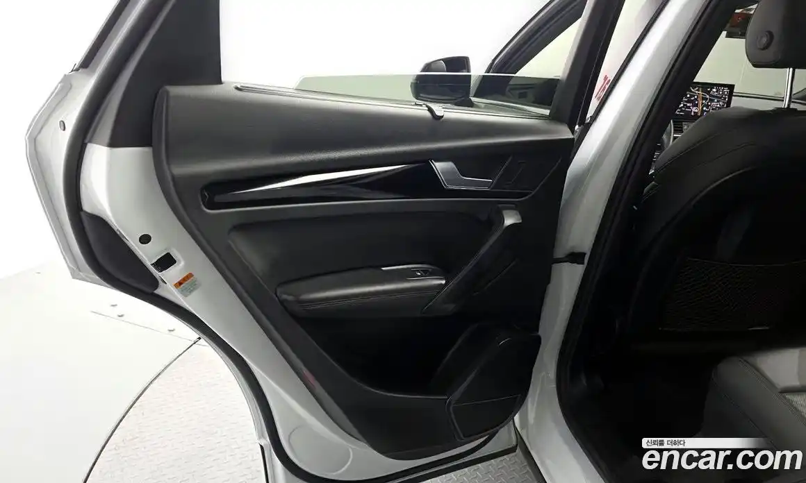 Audi Q5 2021 2.0 автомат (гидро), фото 15