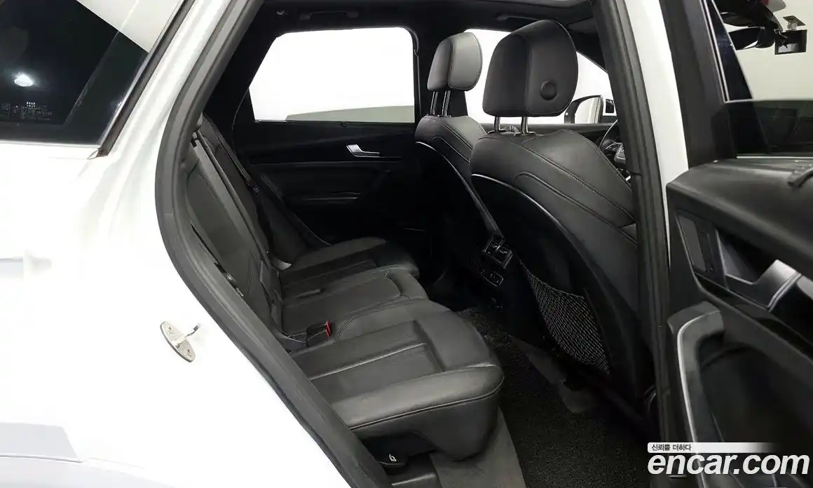 Audi Q5 2021 2.0 автомат (гидро), фото 17