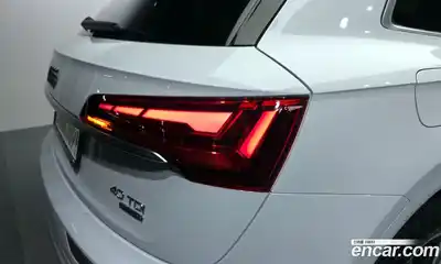 Audi Q5 2021 2.0 автомат (гидро), миниатюра 9