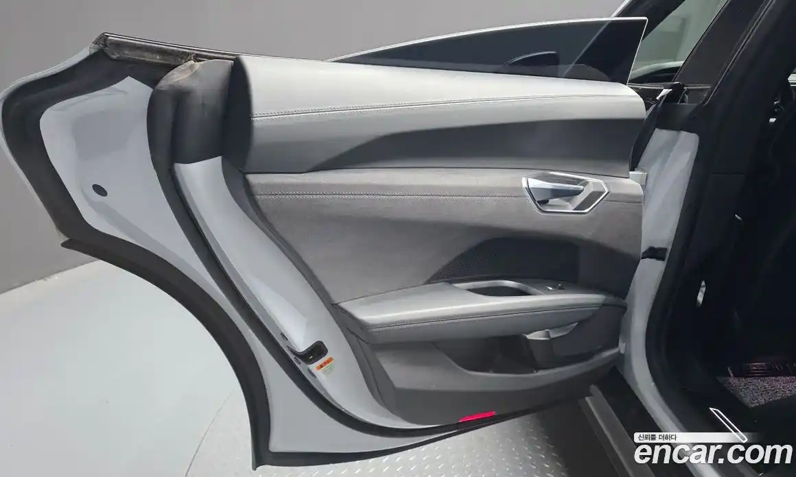 Audi e-tron GT 2021 0.1 автомат (гидро), фото 15