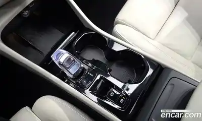 Volvo XC40 2022 2.0 автомат (гидро), миниатюра 12