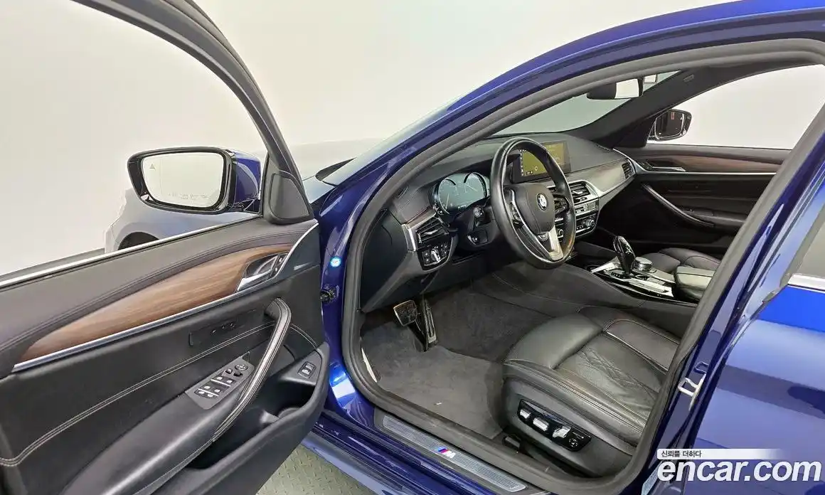 BMW 5 серия 2018 2.0 автомат (гидро), фото 13