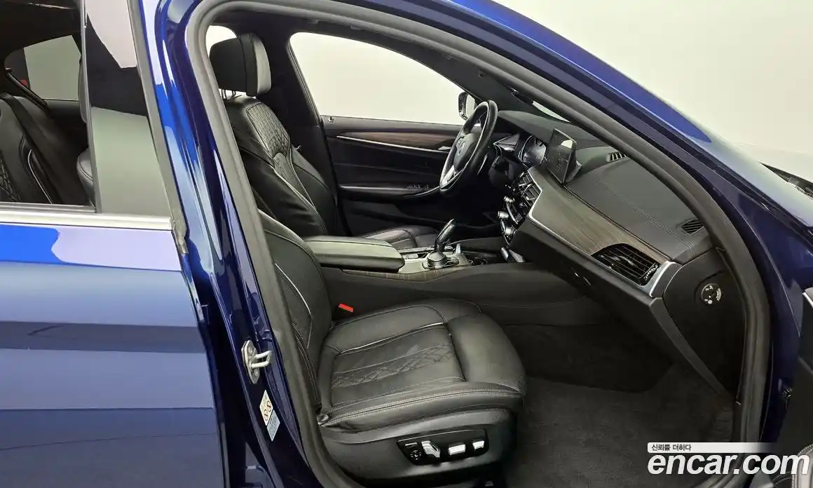 BMW 5 серия 2018 2.0 автомат (гидро), фото 16