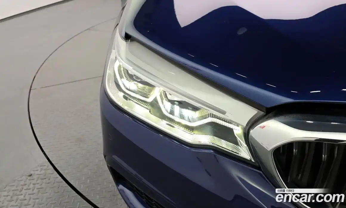 BMW 5 серия 2018 2.0 автомат (гидро), фото 8