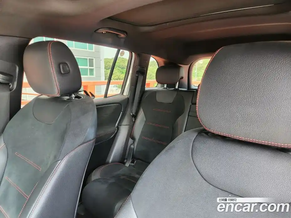 Mercedes-Benz GLB-Class 2021 2.0 гидро, фото 2