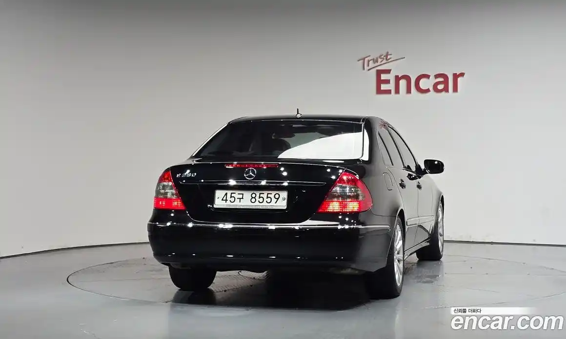 Mercedes-Benz E-Class 2009 3.0 автомат (гидро), фото 3