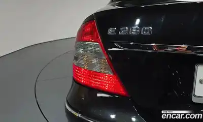 Mercedes-Benz E-Class 2009 3.0 автомат (гидро), миниатюра 8