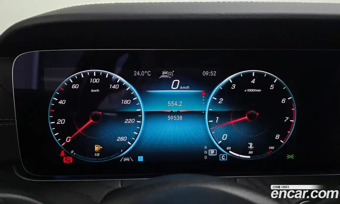 Mercedes-Benz E-Class 2023 2.0 автомат (гидро), фото 8