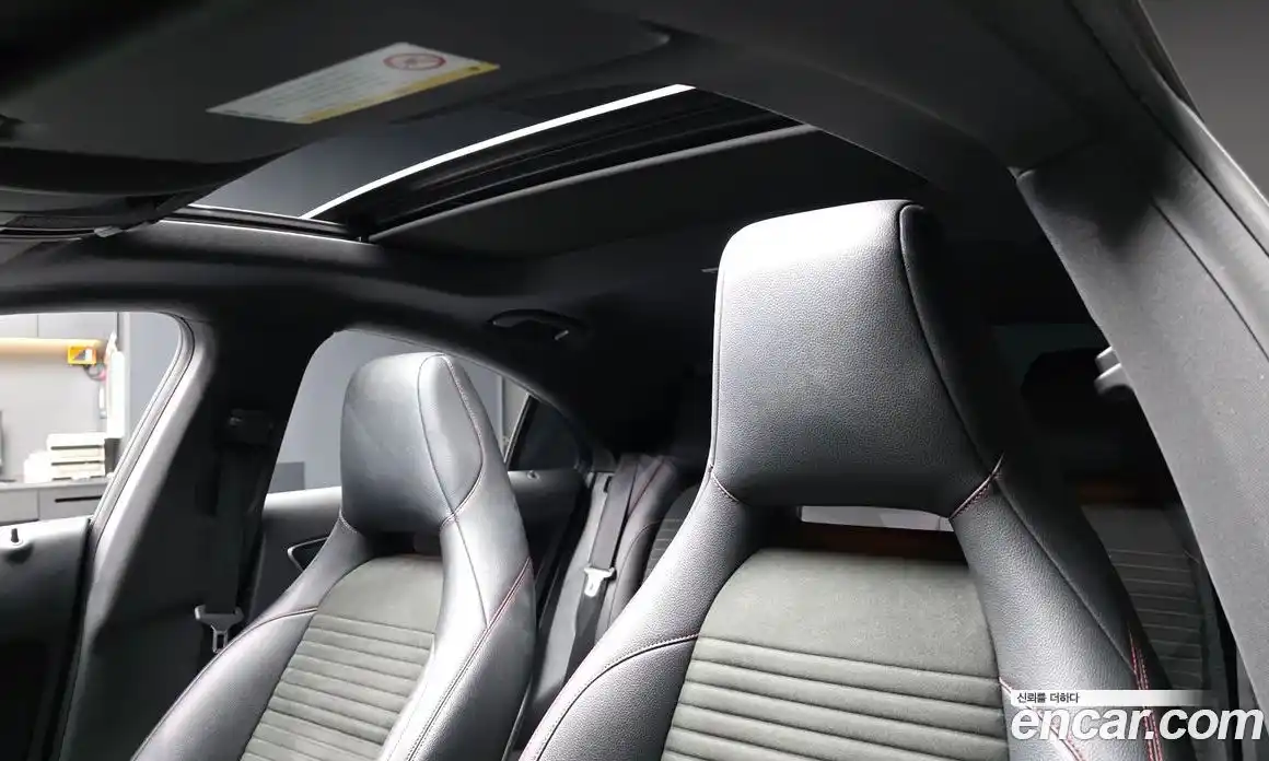 Mercedes-Benz CLA-Class 2015 2.0 гидро, фото 18 Mercedes-Benz CLA-Class 2015 2.0 гидро, фото 18