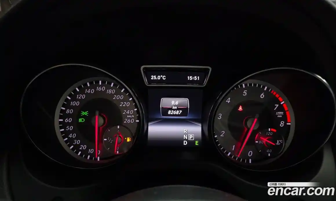 Mercedes-Benz CLA-Class 2015 2.0 гидро, фото 8 Mercedes-Benz CLA-Class 2015 2.0 гидро, фото 8