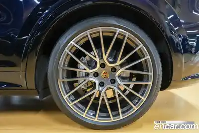 Porsche Cayenne 2021 4.0 автомат (гидро), миниатюра 5