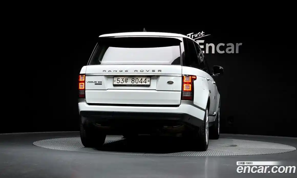 Land Rover Range Rover 2017 5.0 автомат (гидро), фото 4