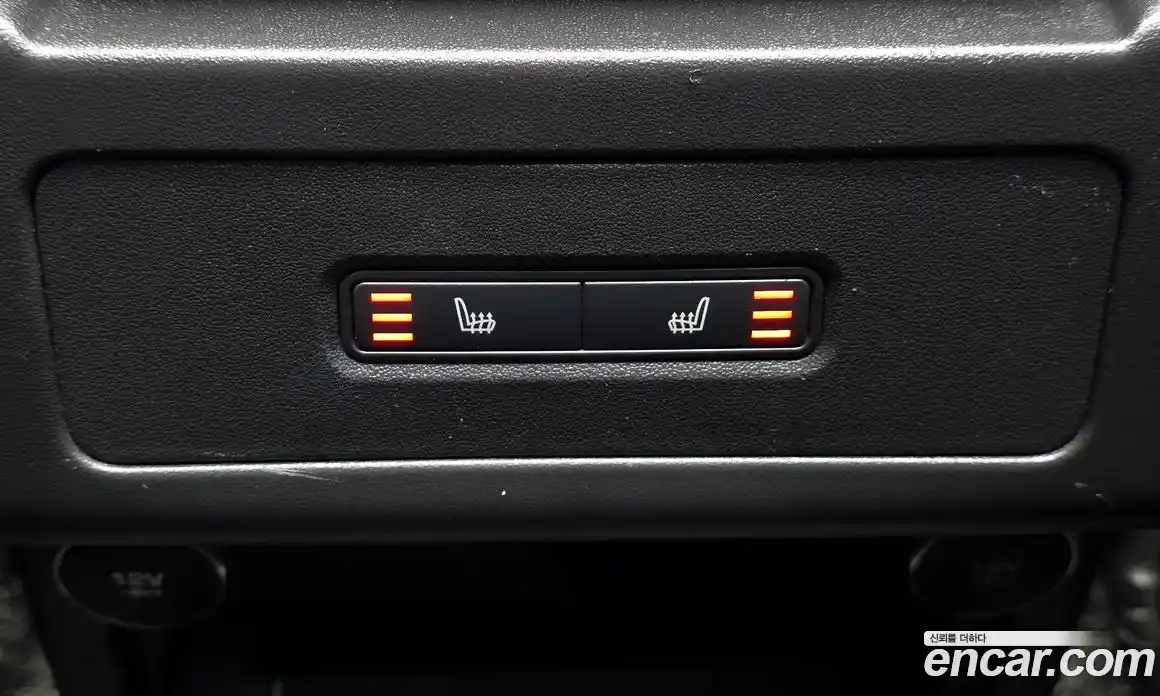Land Rover Discovery 2019 2.0 автомат (гидро), фото 19