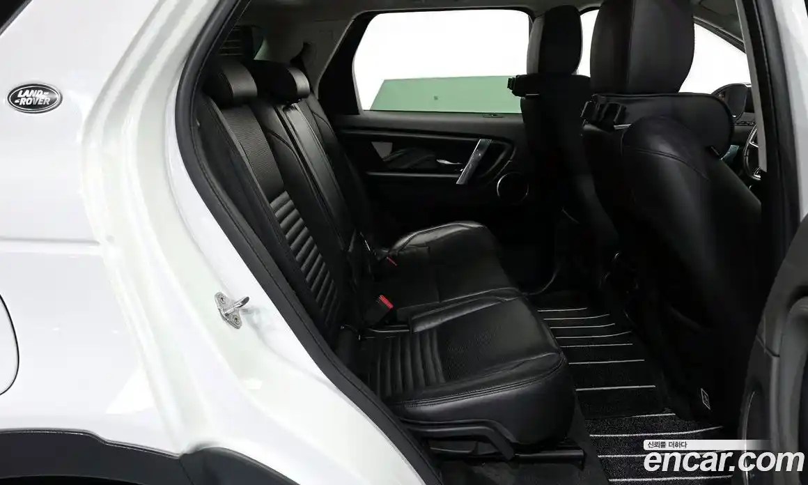 Land Rover Discovery Sport 2021 2.0 автомат (гидро), фото 12