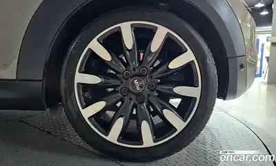 Mini Cooper 2020 2.0 автомат (гидро), миниатюра 7