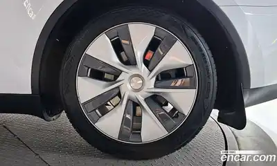 Tesla Model Y 2023 0.2 гидро, миниатюра 7