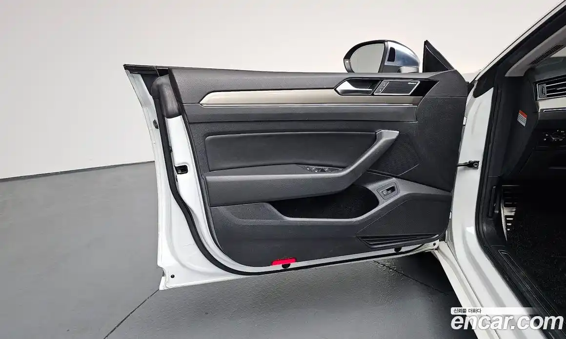 Volkswagen Arteon 2020 2.0 автомат (гидро), фото 13