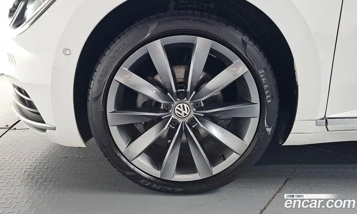 Volkswagen Arteon 2020 2.0 автомат (гидро), фото 4
