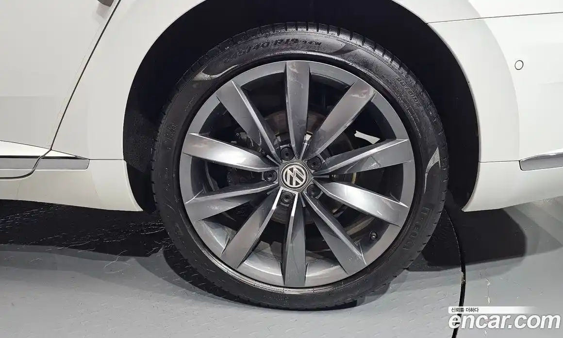 Volkswagen Arteon 2020 2.0 автомат (гидро), фото 6