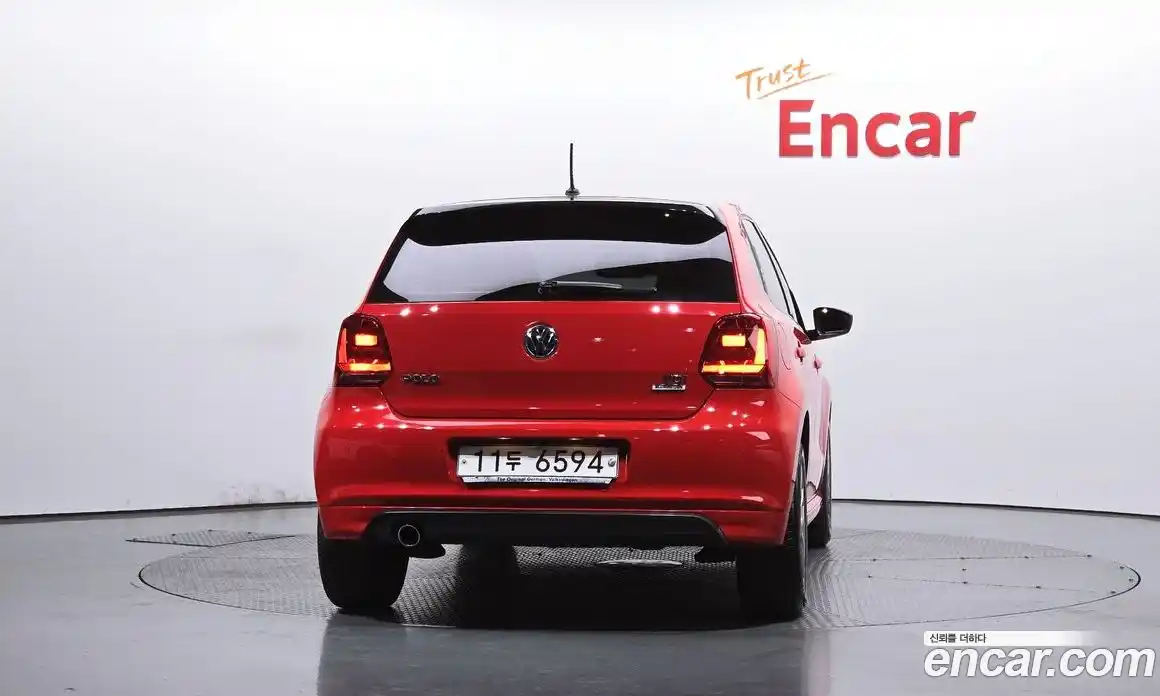 Volkswagen Polo 2015 1.4 автомат (гидро), фото 4