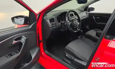 Volkswagen Polo 2015 1.4 автомат (гидро), миниатюра 10