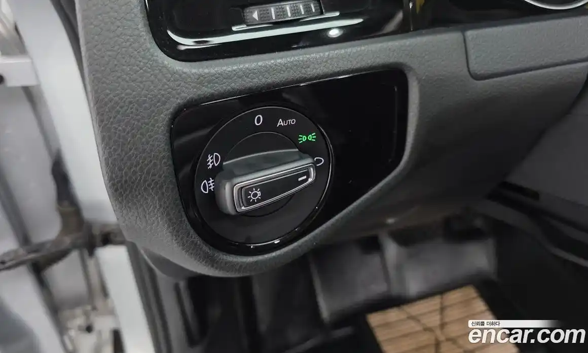 Volkswagen Golf 2014 2.0 автомат (гидро), фото 15