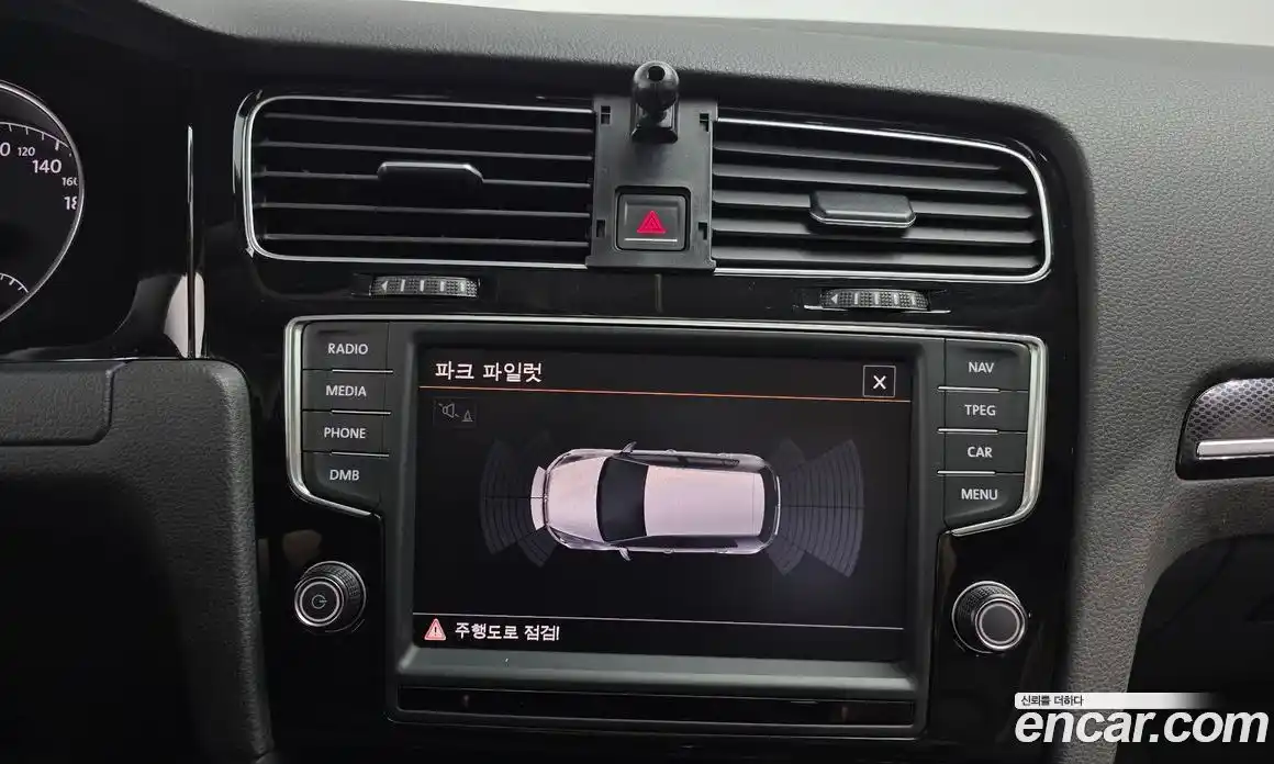 Volkswagen Golf 2014 2.0 автомат (гидро), фото 17