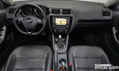 Volkswagen Jetta 2015 2.0 автомат (гидро), миниатюра 7