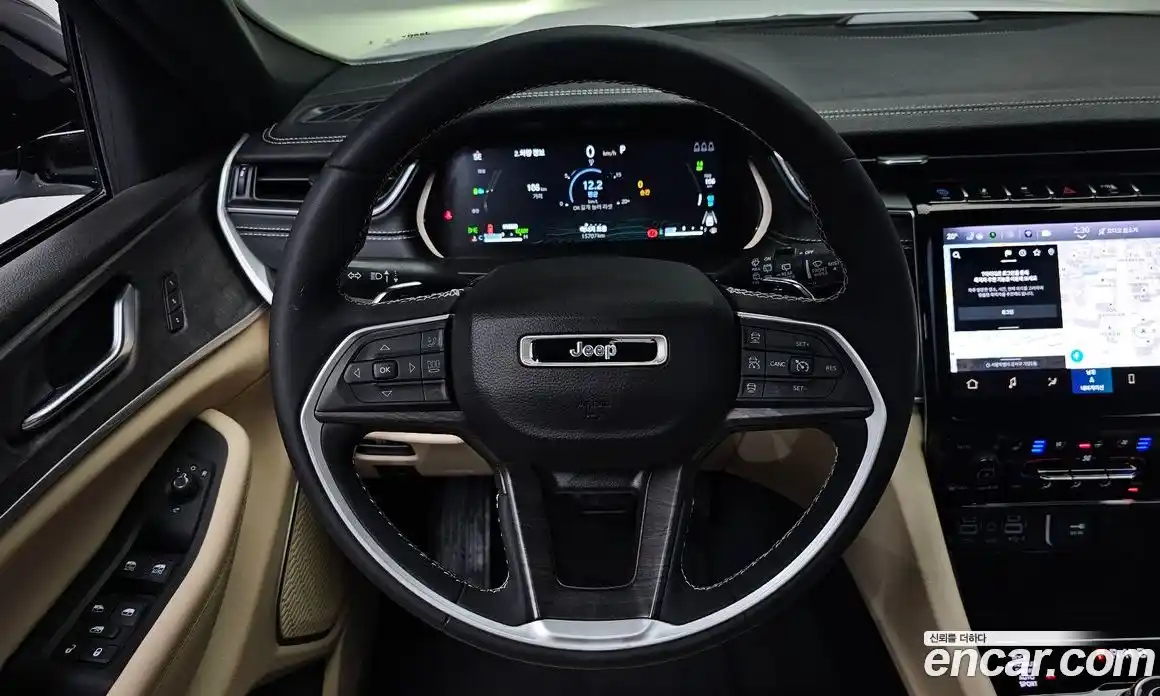 Jeep Cherokee 2023 2.0 автомат (гидро), фото 17