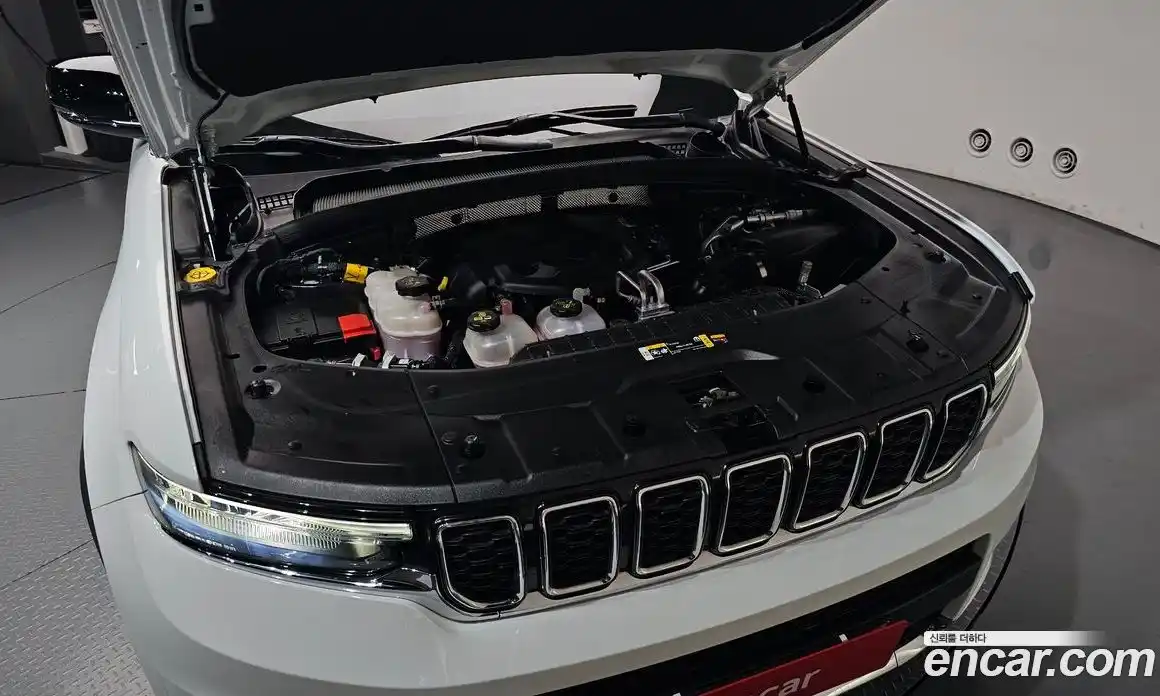 Jeep Cherokee 2023 2.0 автомат (гидро), фото 5
