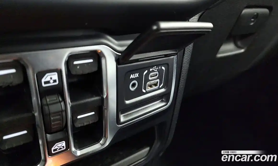 Jeep Wrangler 2019 2.0 автомат (гидро), фото 16