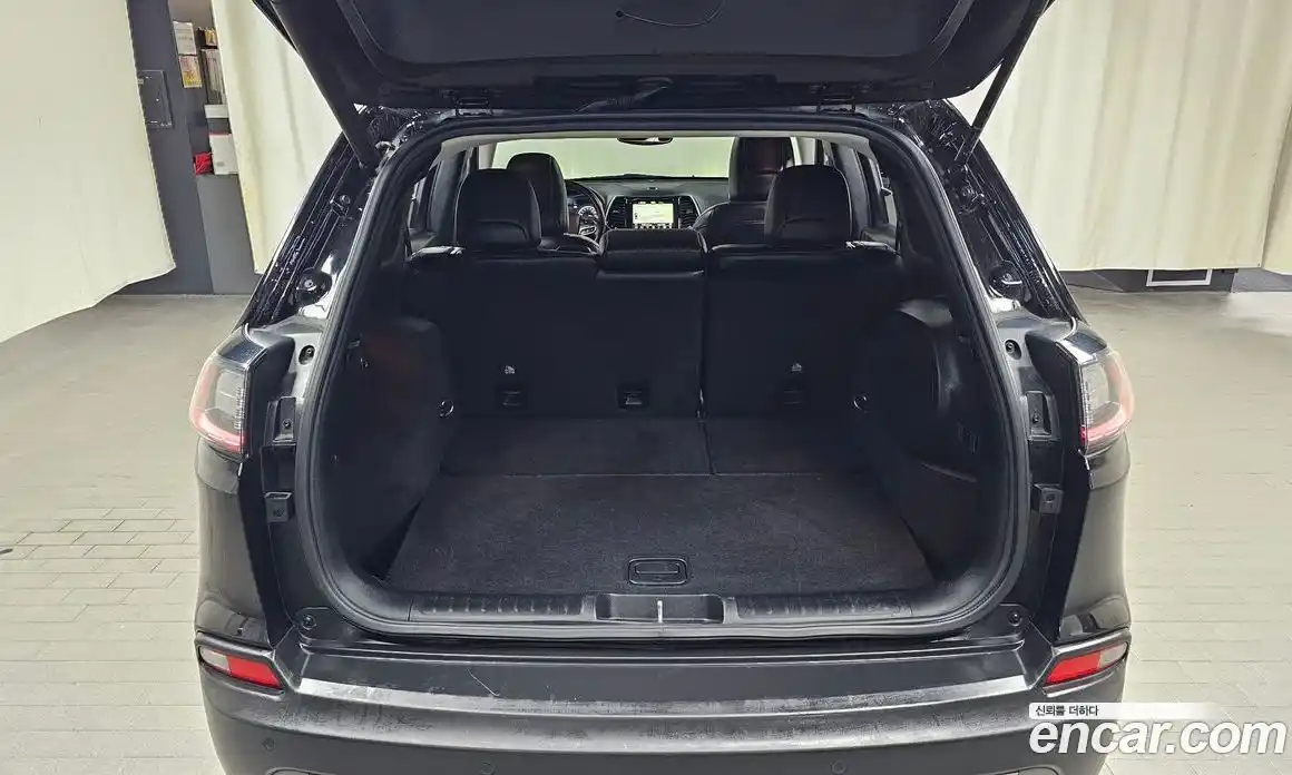 Jeep Cherokee 2021 2.4 автомат (гидро), фото 20