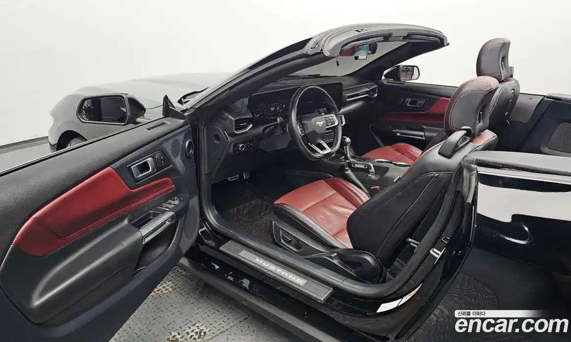 Ford Mustang 2024 2.3 автомат (гидро), фото 12