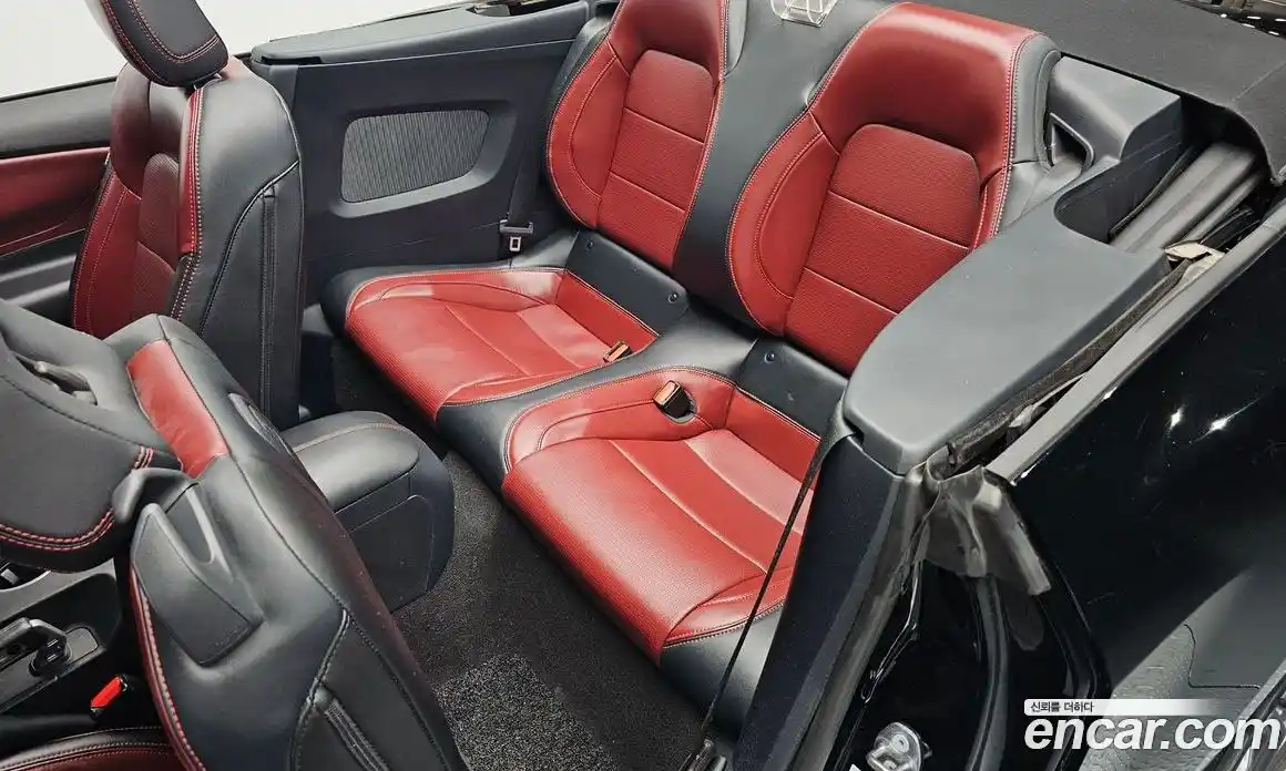 Ford Mustang 2024 2.3 автомат (гидро), фото 17