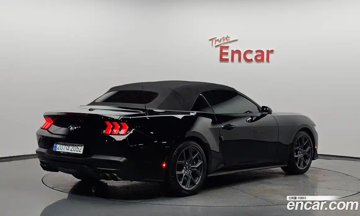 Ford Mustang 2024 2.3 автомат (гидро), фото 33