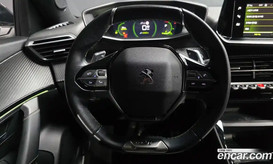 Peugeot 2008 2020 1.5 автомат (гидро), фото 15