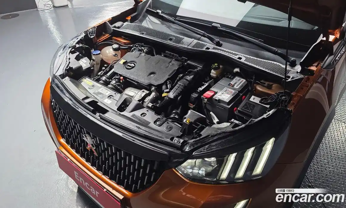 Peugeot 2008 2020 1.5 автомат (гидро), фото 6