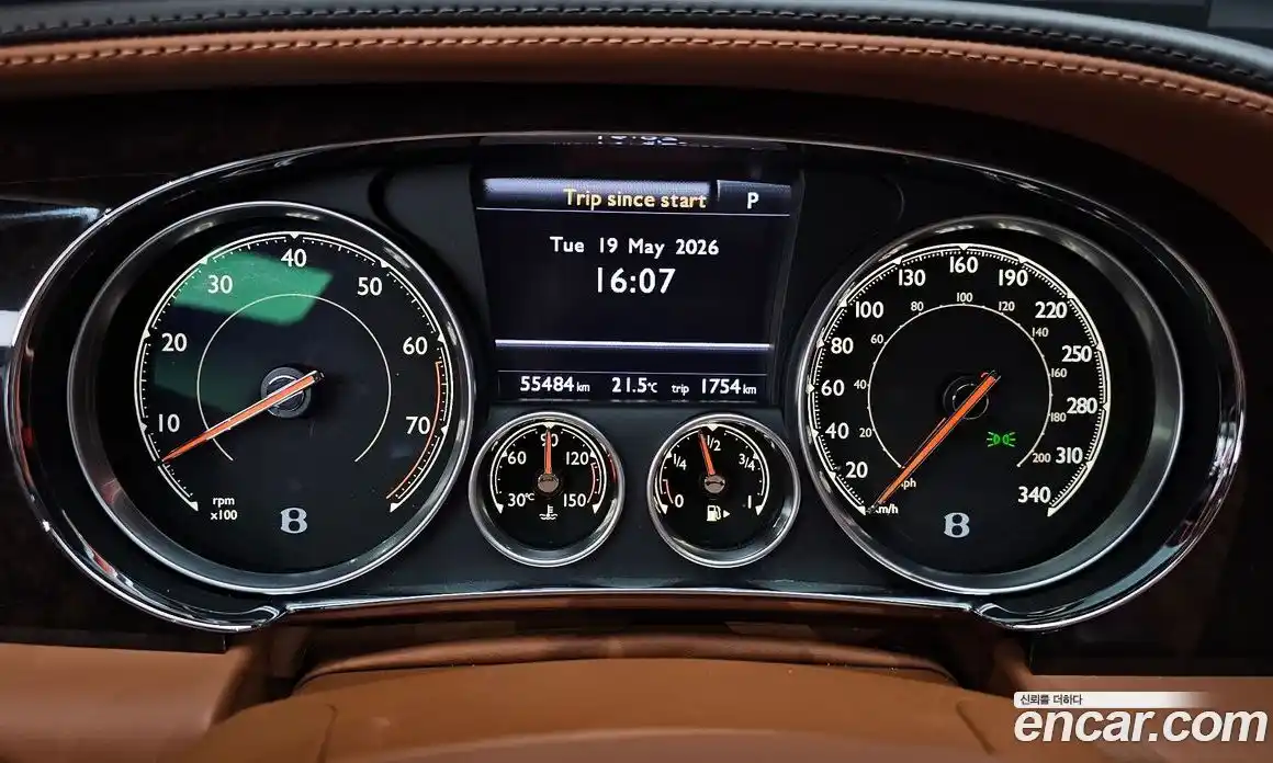 Bentley Flying Spur 2018 4.0 гидро, фото 11
