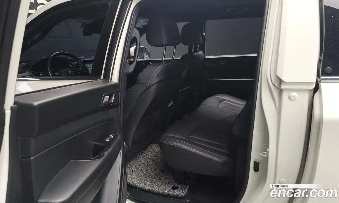 SsangYong Rexton 2023 2.2 автомат (гидро), фото 12