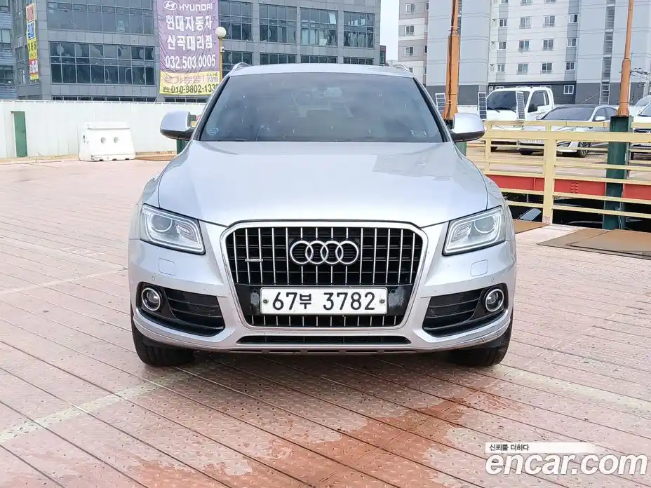 Audi Q5 2015 2.0 автомат (гидро), фото 2