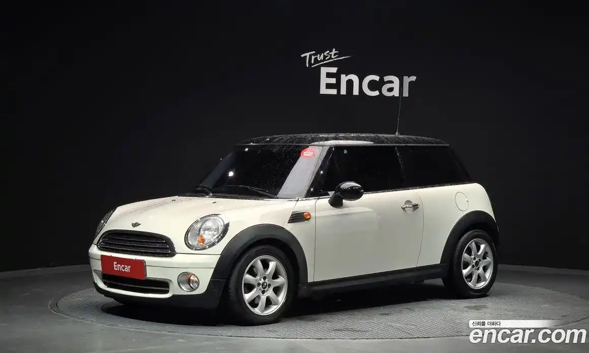 Mini Cooper 2010 1.6 автомат (гидро), фото 1