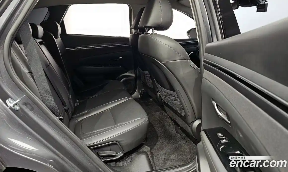 Hyundai Tucson 2023 1.6 автомат (гидро), фото 11