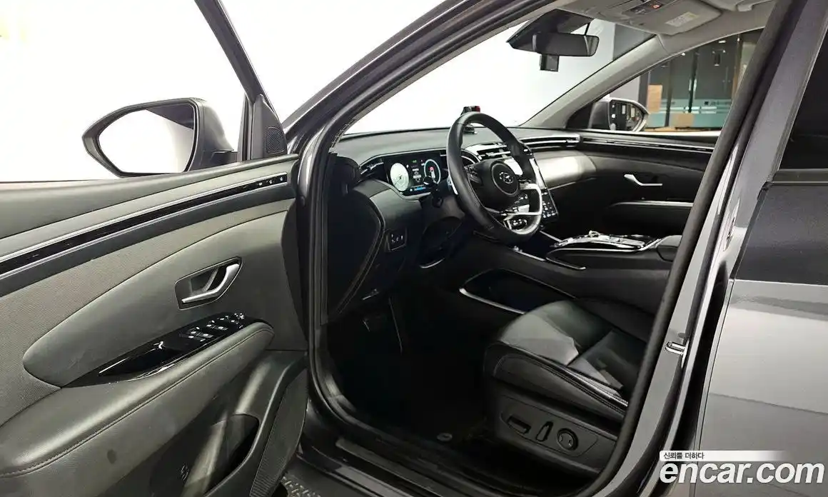 Hyundai Tucson 2023 1.6 автомат (гидро), фото 12
