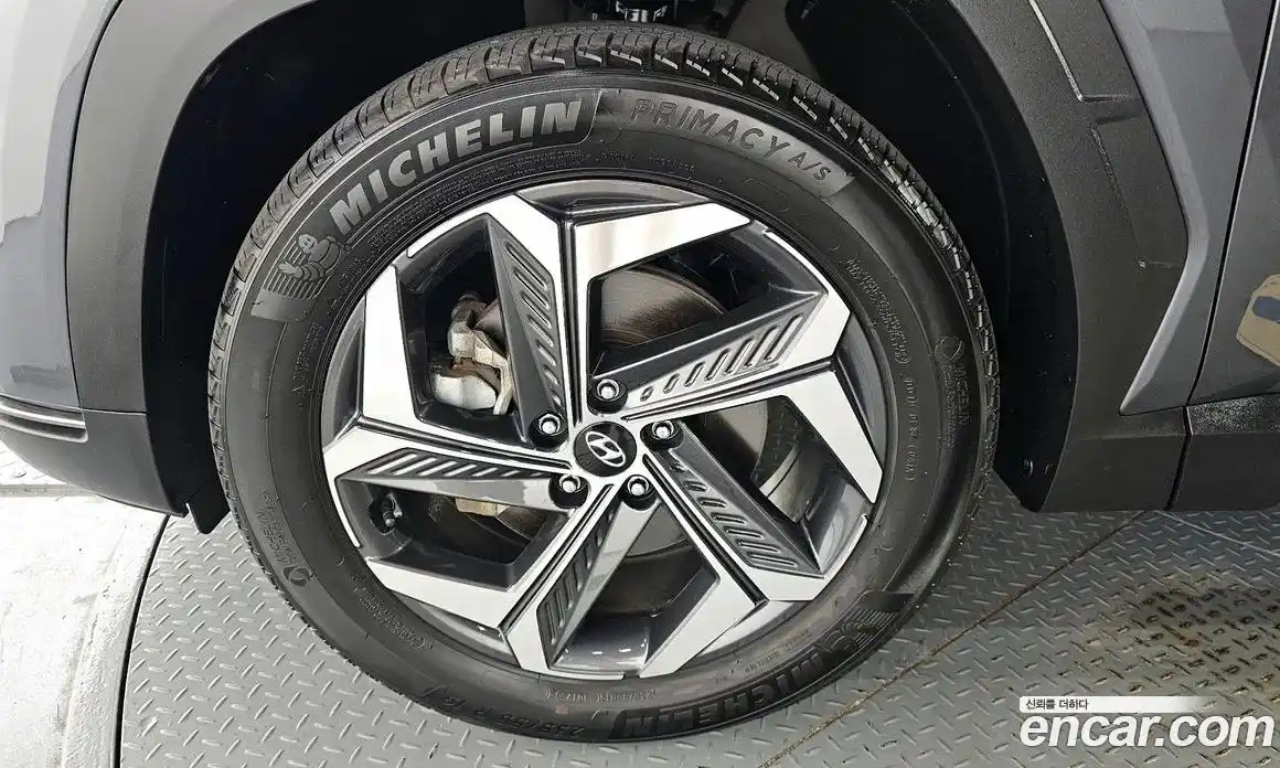 Hyundai Tucson 2023 1.6 автомат (гидро), фото 5