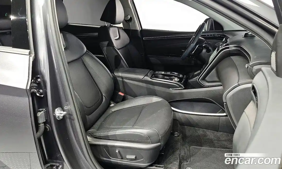 Hyundai Tucson 2023 1.6 автомат (гидро), фото 10