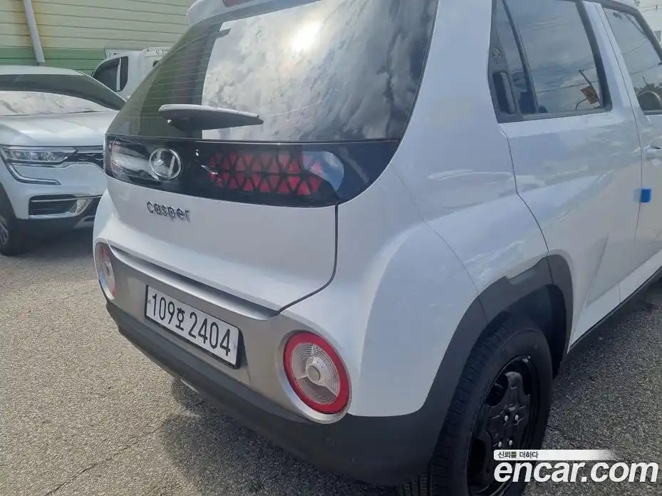Hyundai Casper 2022 1.0 автомат (гидро), фото 3