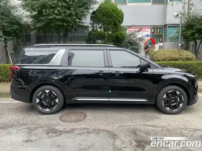 Kia Carnival, 2025, 4 560 км