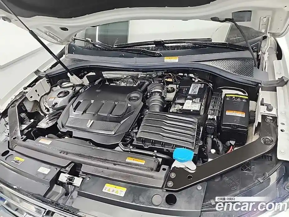 Volkswagen Tiguan 2022 2.0 автомат (гидро), фото 5