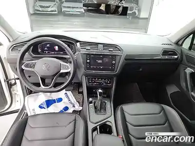 Volkswagen Tiguan 2022 2.0 автомат (гидро), миниатюра 7
