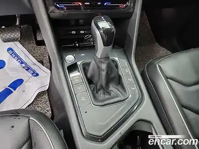 Volkswagen Tiguan 2022 2.0 автомат (гидро), миниатюра 8